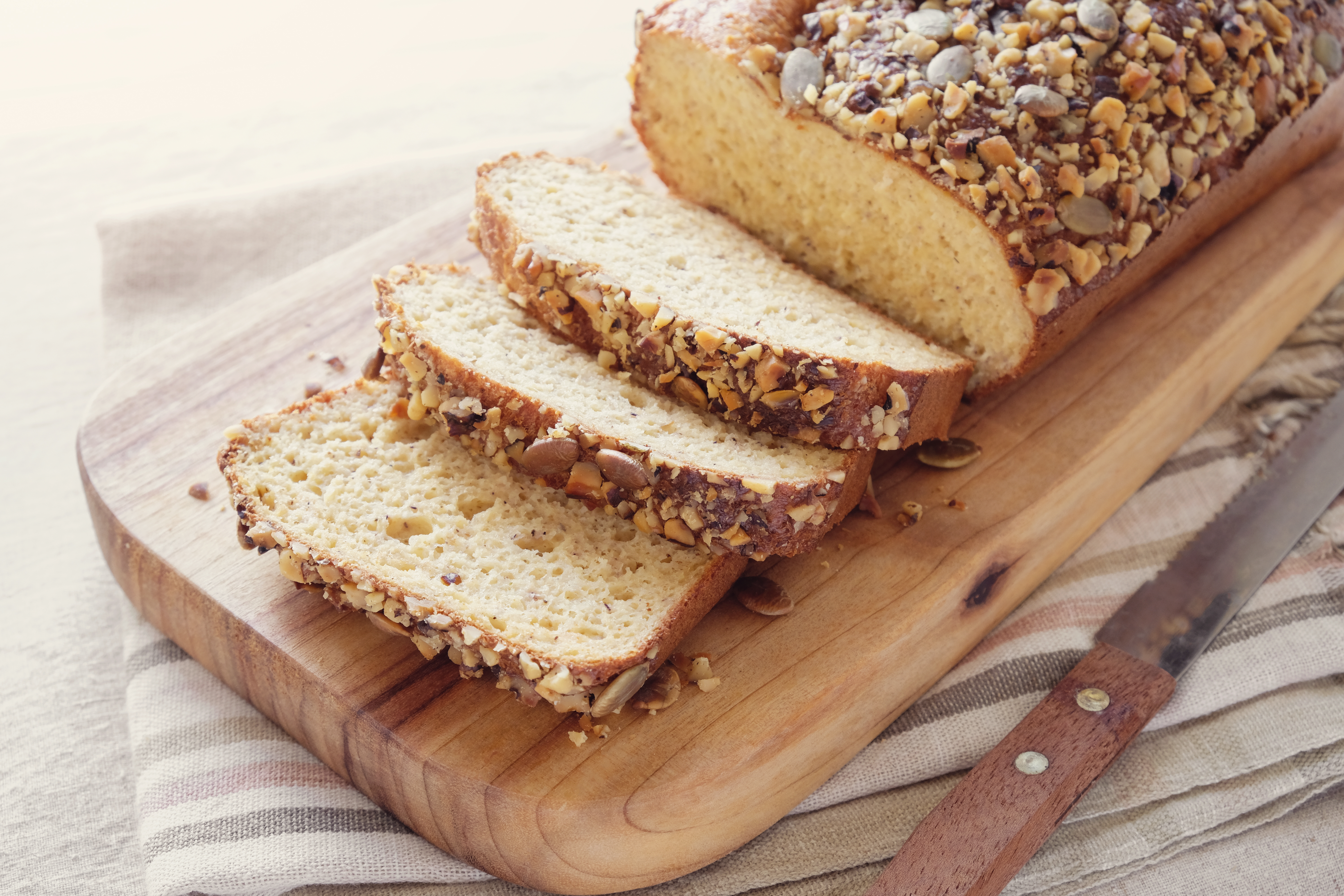 healthy almond bread, Keto, ketogenic diet, paleo, low carb fat